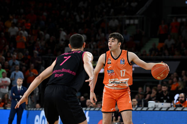 然而事实并 然而事实并