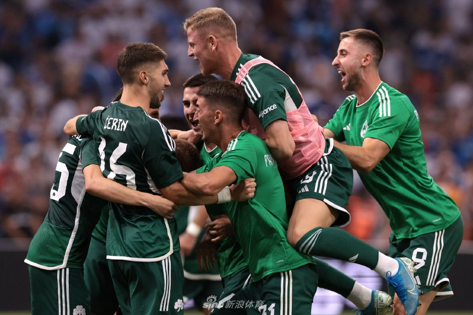 在体育赛场 在体育赛场