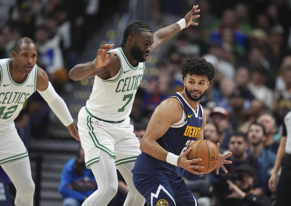 的两个焦点 的两个焦点